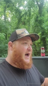 Little confusion at creek side