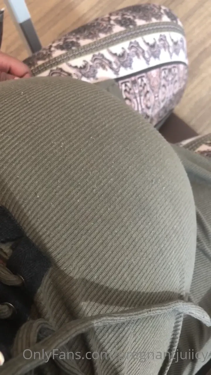 Belly rubbing 