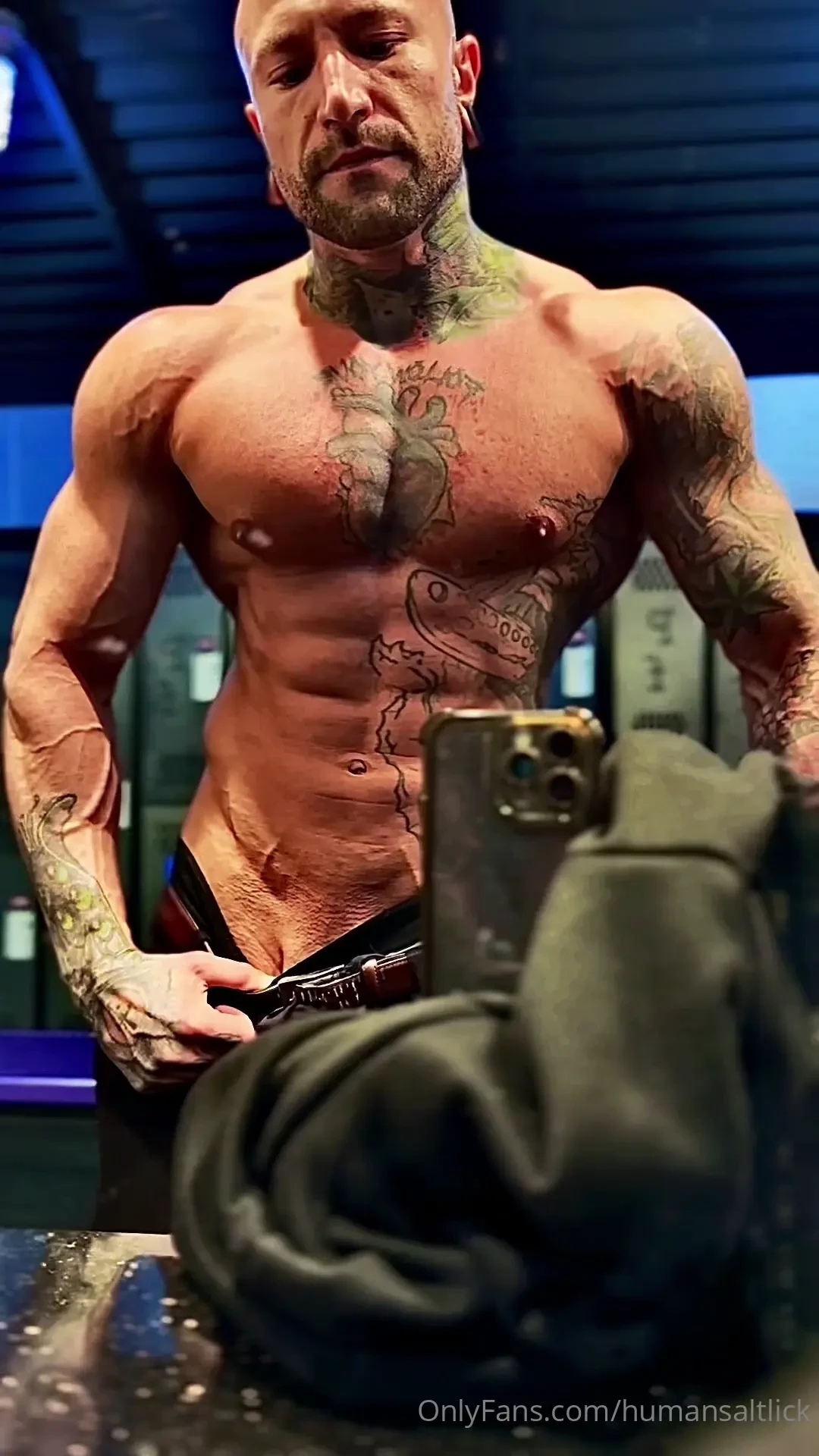 Do you like it when i flex 