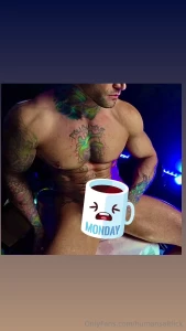 Watch me preparing my cock right before i got jerked off and came