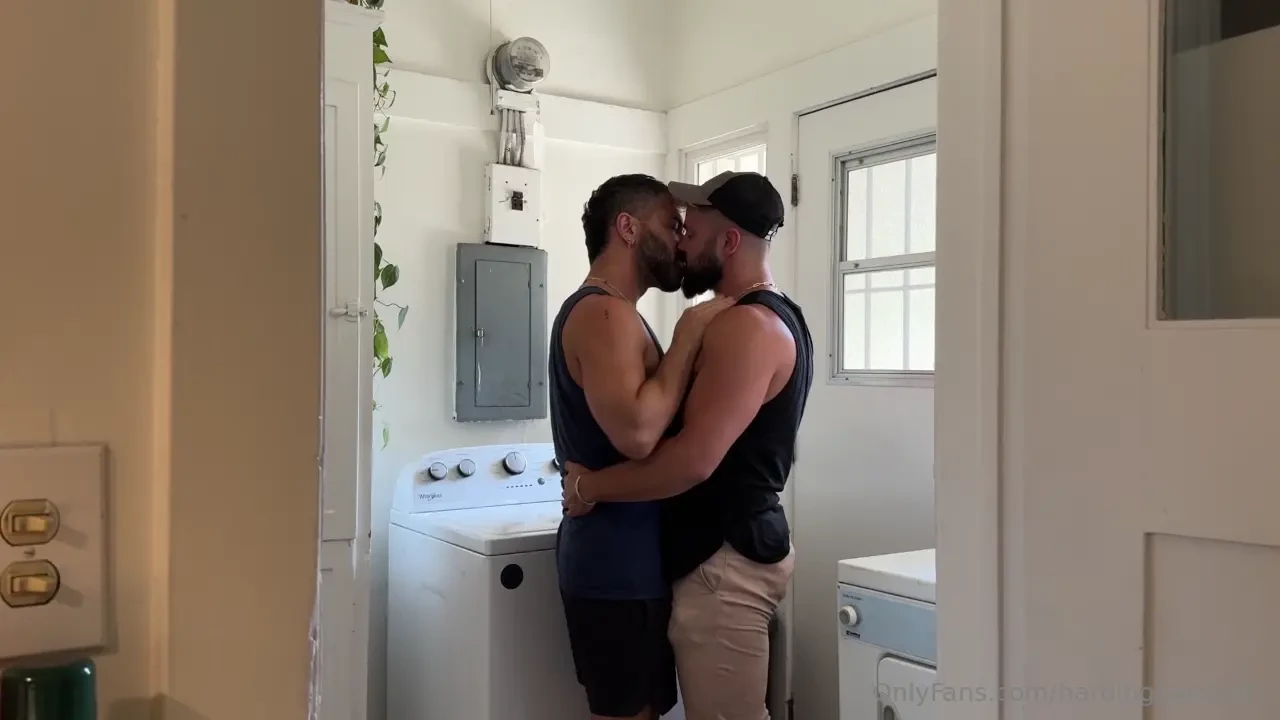 Adamramzi_xo so hot i enjoyed absolutely every minute of this who is 