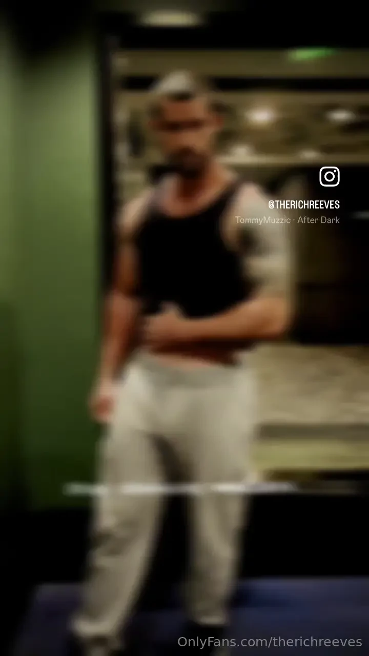 Experimenting with looping videos on this series 