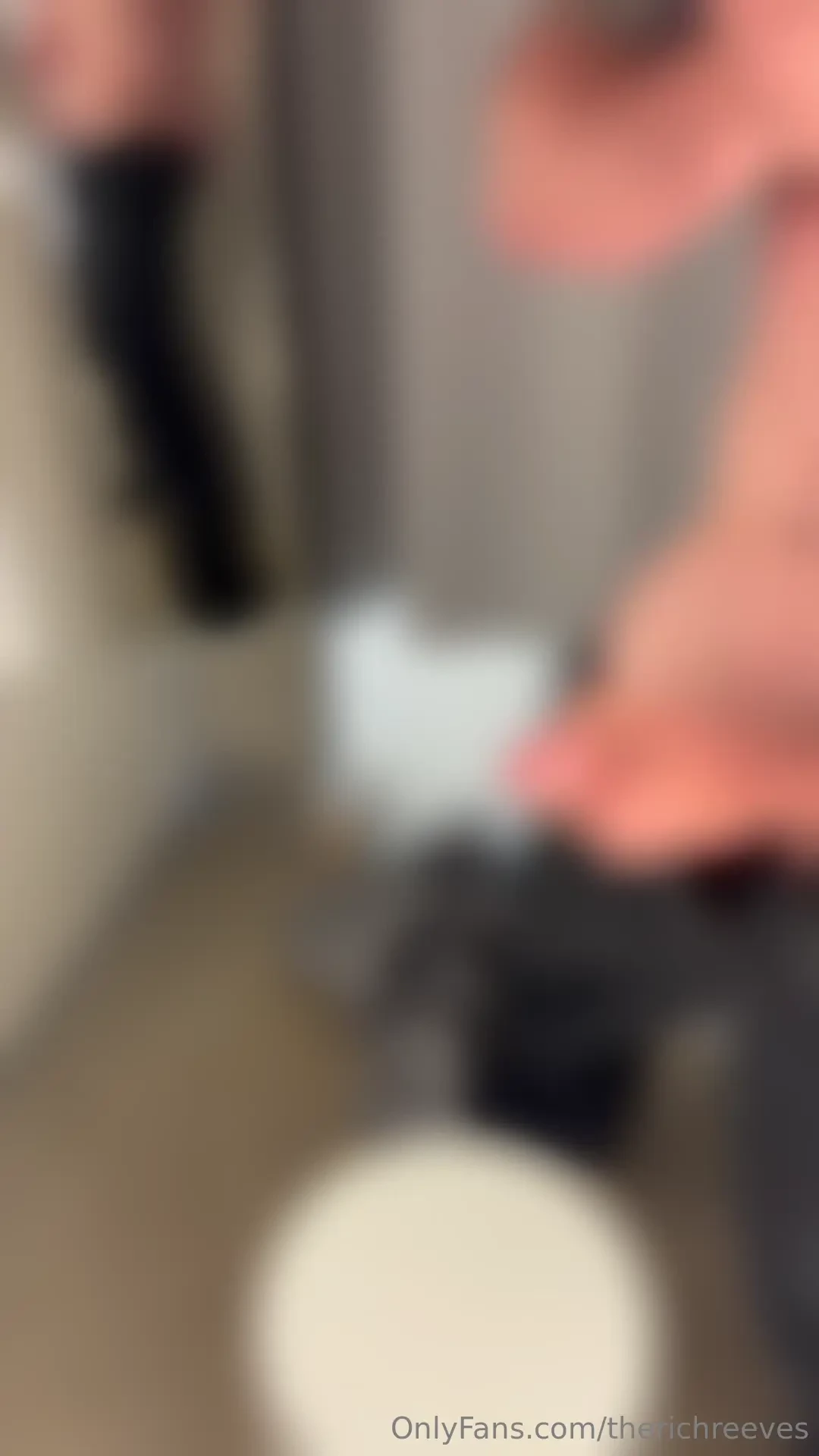 100 getting banned from h amp m hope the manager doesn t see this 