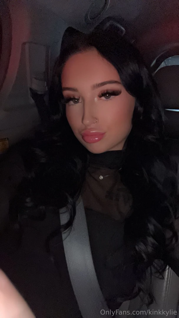 Don t stare too long i start getting ideas 