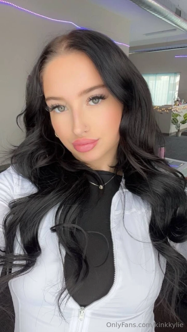 This outfit won t be on forever just saying 