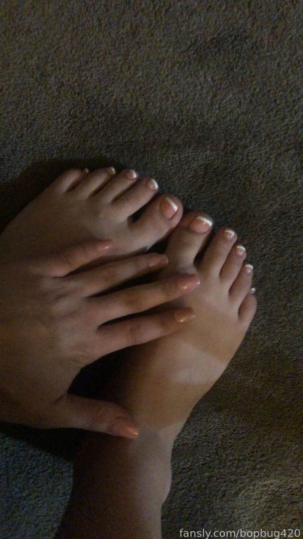 Pretty teen bop feet footfetish footjob slut teen stripper teenslut 18 