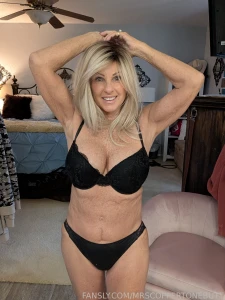 Good morning sexy happy thursday fyp couples nipples gilf hotwife part 1