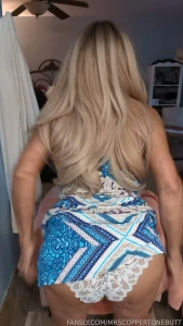 Cheers happy thursday hope you re having a beautiful day would you