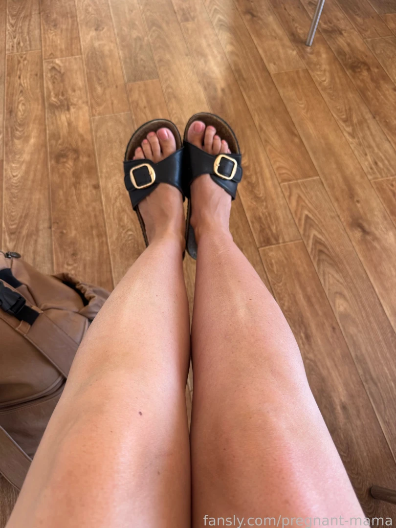 Just some legs and feet to make your monday fyp pregnant pregnantwomen 