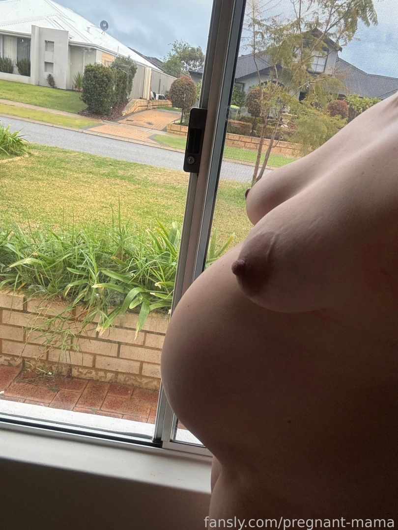 Just putting on a show for the neighbours wouldn t you love to be one part 1 