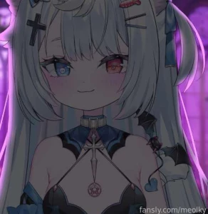 We re blue live https fansly com live meolky