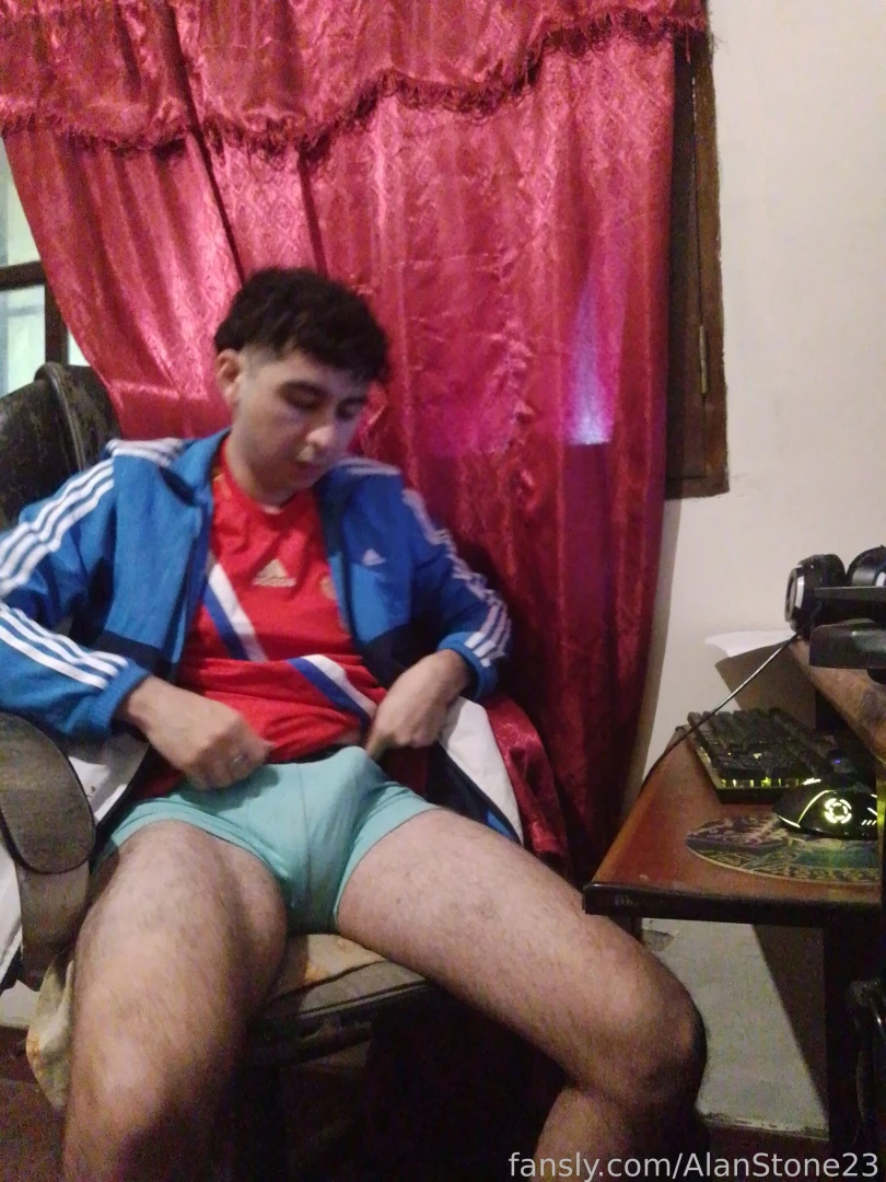 Bored in front of the computer part 3 