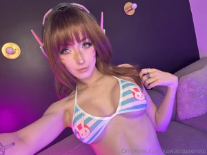 Are you looking at my eyes or my chest