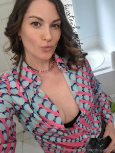 I love to travel how about you dm me and tell me where you re from i m