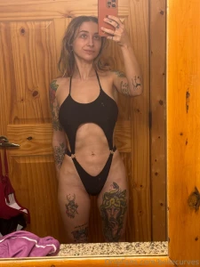 Vacation looks nice on me reminder - i do of part time now i need yall part 2