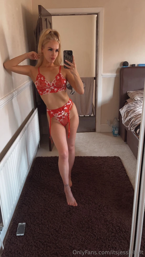 Happy valentine s day you best ready to spoil me 