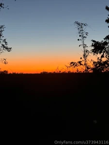 Need someone to enjoy a sunset and bonfire with