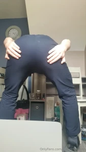 I ve locked the door your trapped in here just me you and my gas you