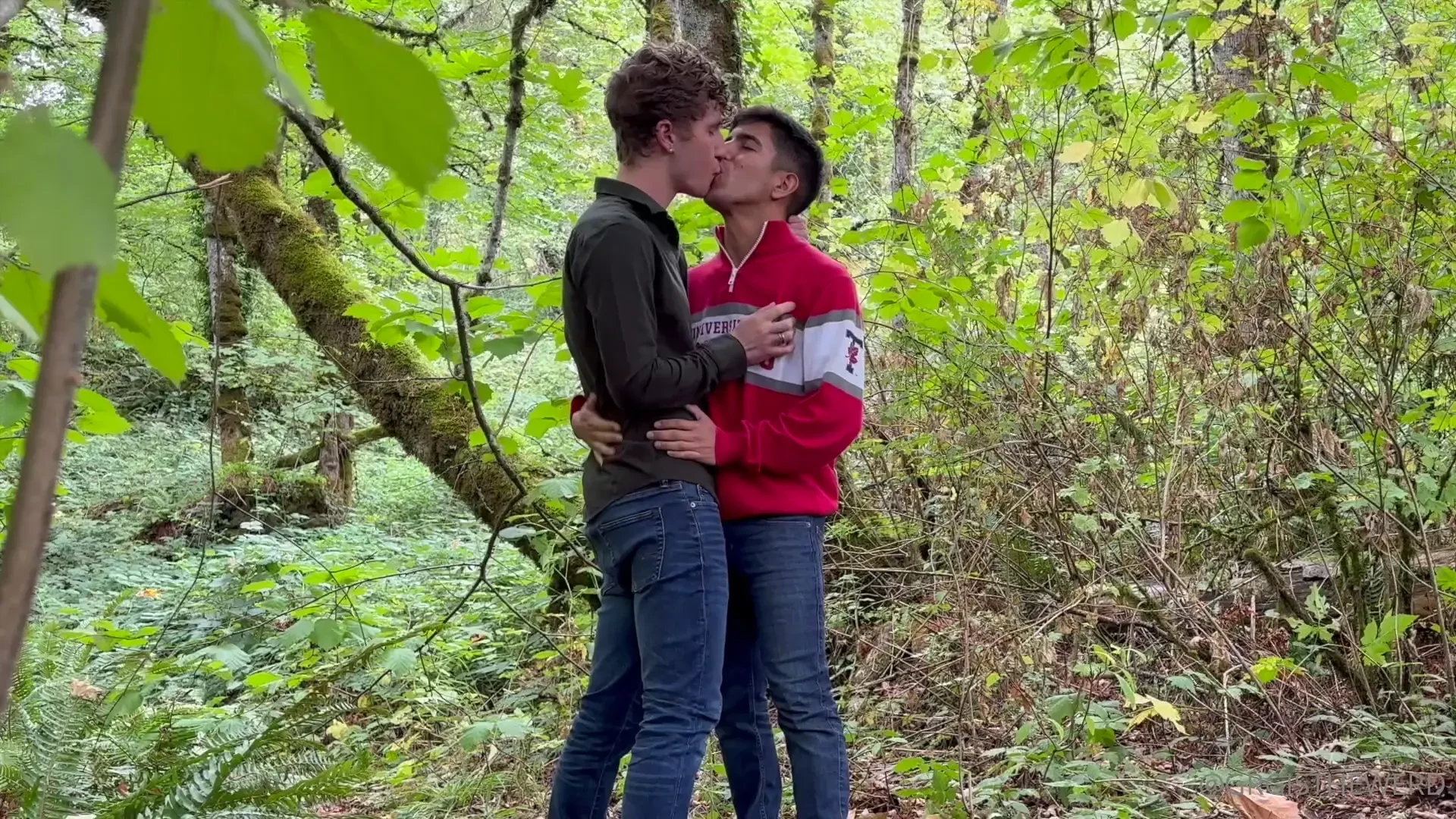 New video exploring the woods with fun size twink milomilesxxx my 