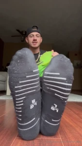 Happy friday worship these beautiful smelly feet and end