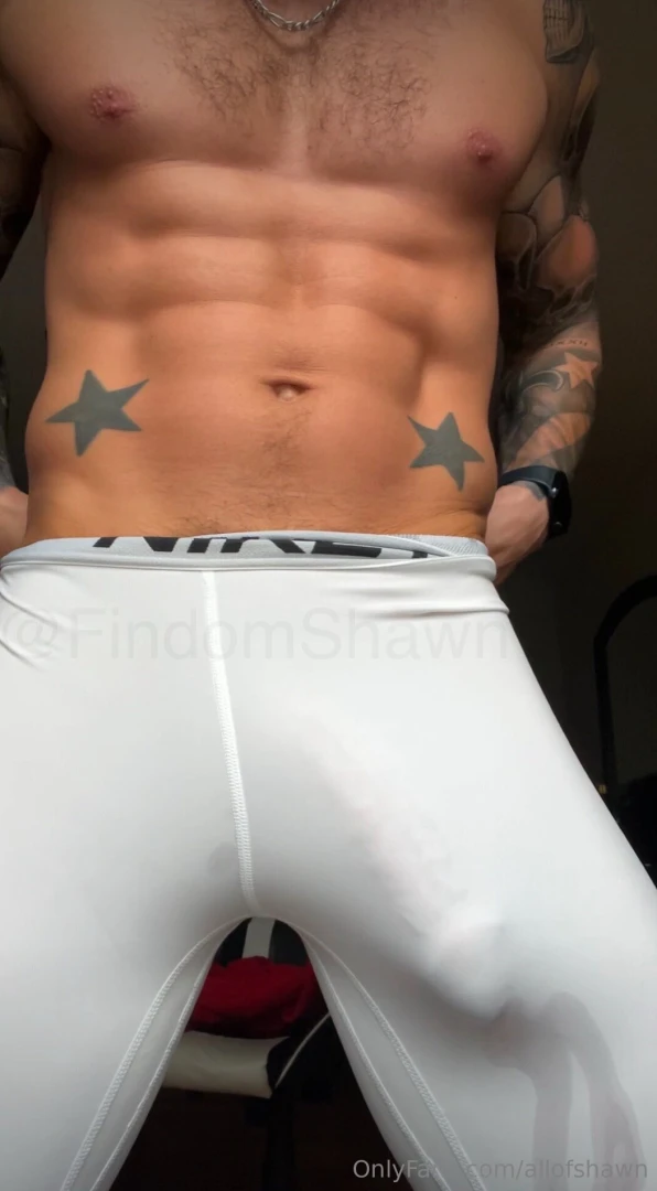 Send 25 if you wish you were licking my cum soaked spandex like a good 