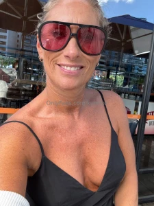 After an amazing day yesterday i am exhausted today just chilling