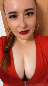 I love red lips and you