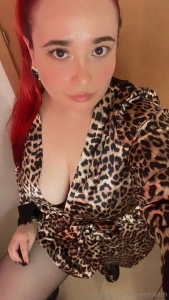 I love the leopard print the whole back is transparent want to see it