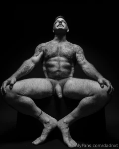 Updated - here are all the shots i have so far from the nye photoshoot part 21