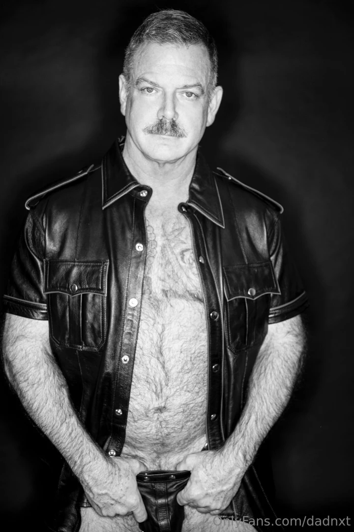 Updated - here are all the shots i have so far from the nye photoshoot part 12 