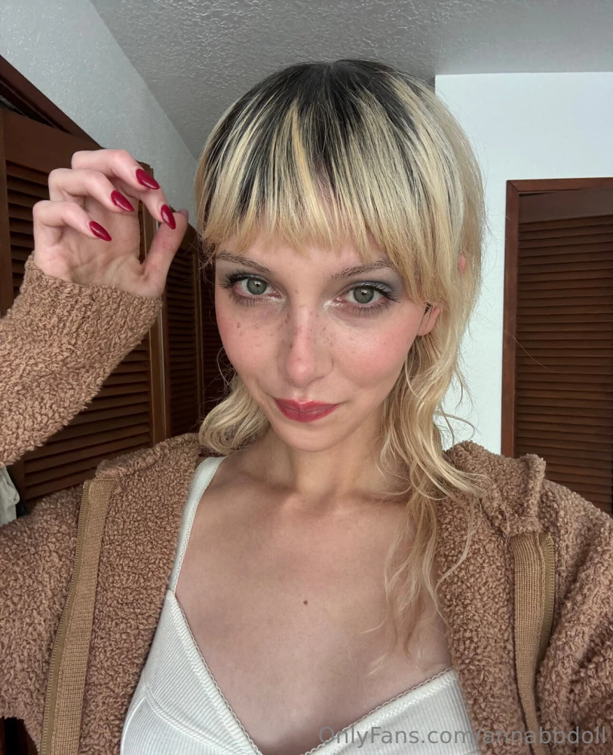 Lube me up daddy i want to squirm just for you 