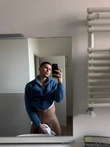 Ho appena pubblicato un nuovo set super hot stasera vi aspetto in chat