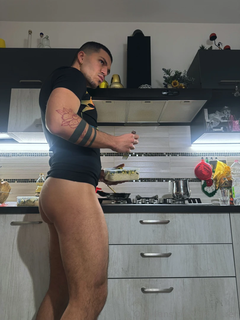 Io che preparo il pranzo per il giorno dopo vuoi che lo preparo anche 