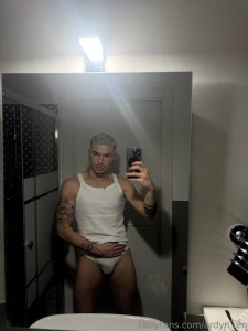 Hey non mi sono dimenticato di voi ho risposto solo ad alcuni ed ad