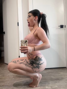 Throatfuck me rn pleaseeeee