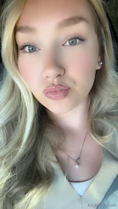 Check your inbox right now for my special mail xoxoxo