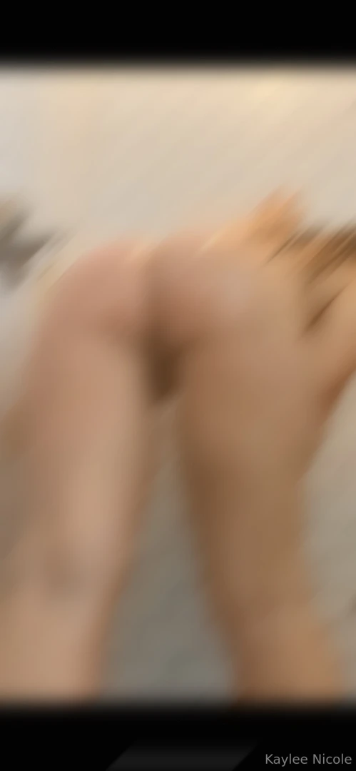 Did you see my dm butt naked in the shower raw unedited pics horny af 