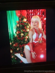 Rockin around christmas tree