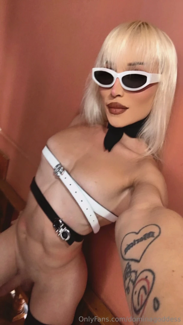 Your favorite super model part 1 