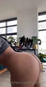 Call my ass a treasure it s a golden booty
