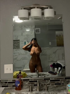 I fall in love w my body more n more everyday