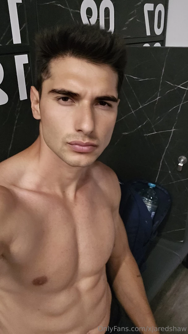 As soon as i finished the gym and took pictures in the locker room a 