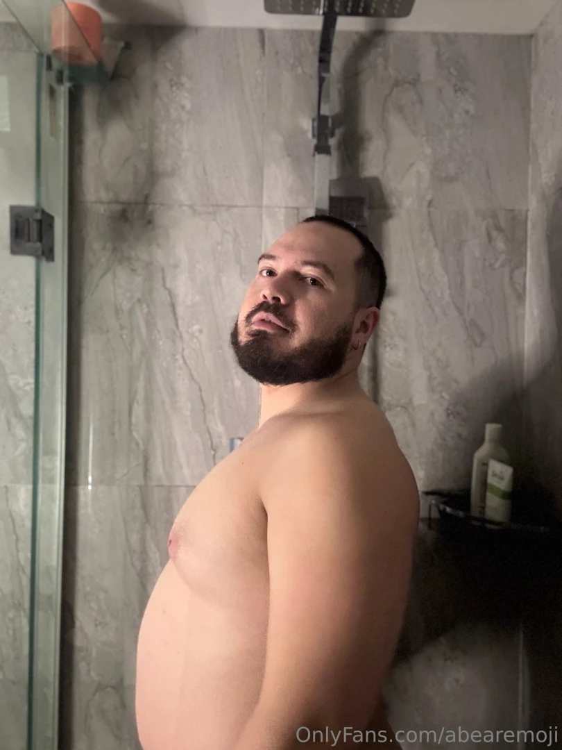 A couple pics from the shower today it was a long ass day at work 