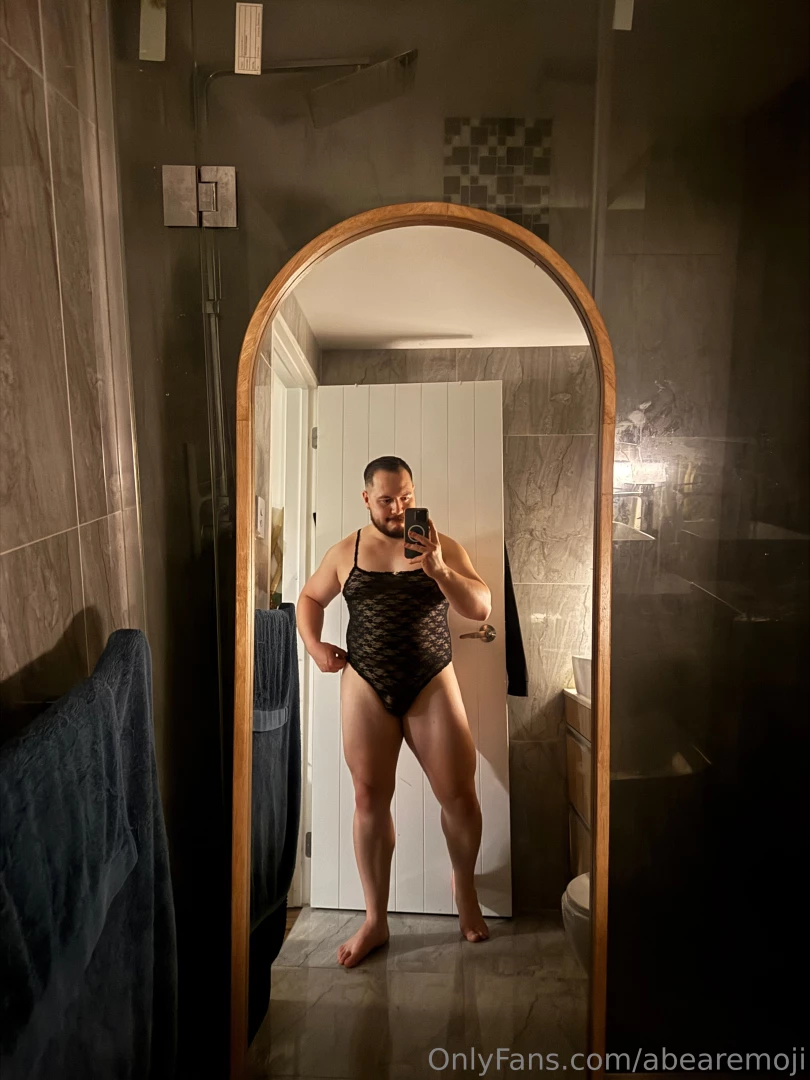 I saw this lace bodysuit thing today when i was out shopping with a 