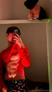 Left or right part 308