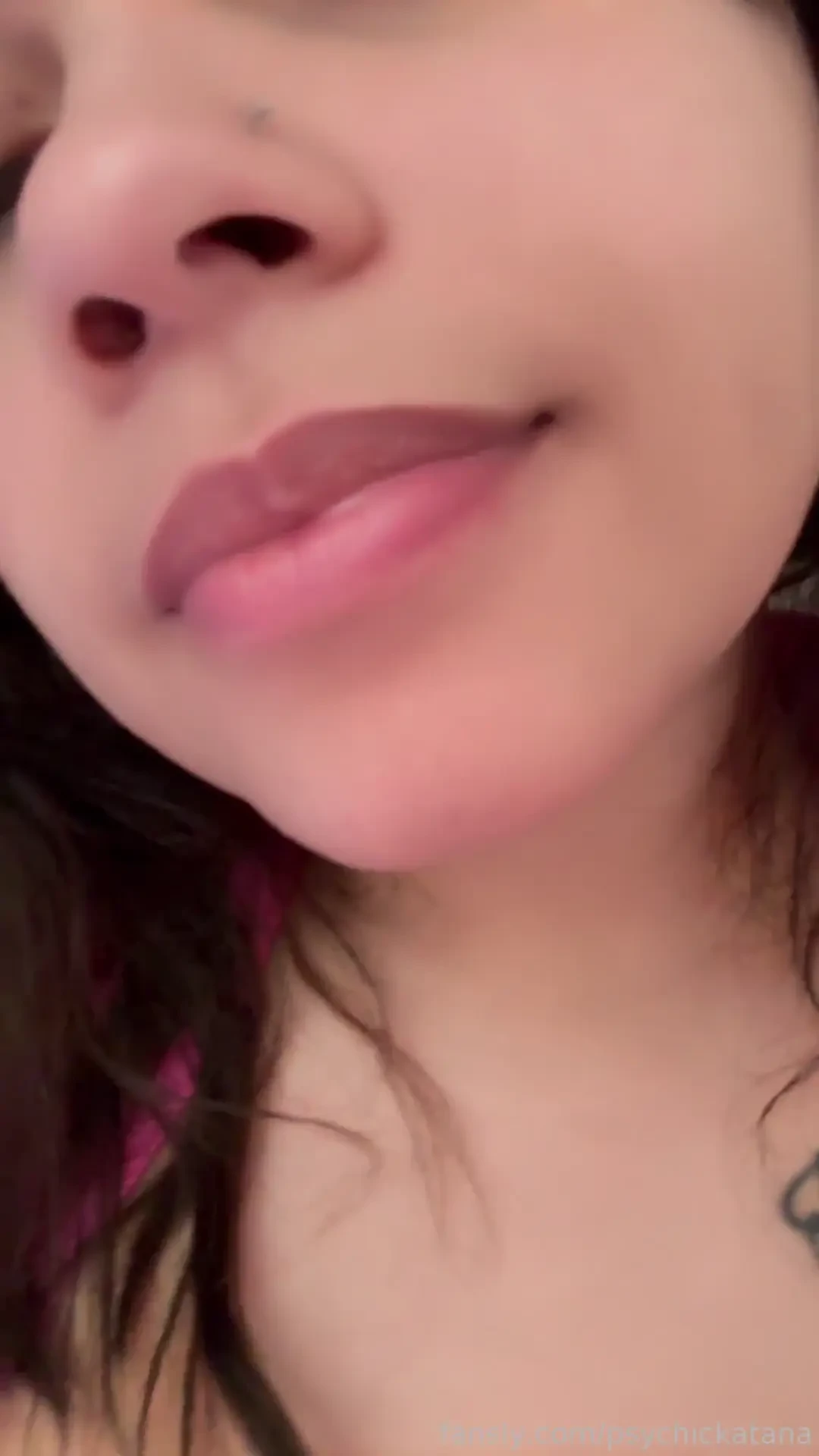 All about the lips 