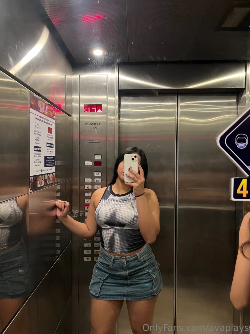 I don t need abs i ve got soft rolls full cheeks and you staring 