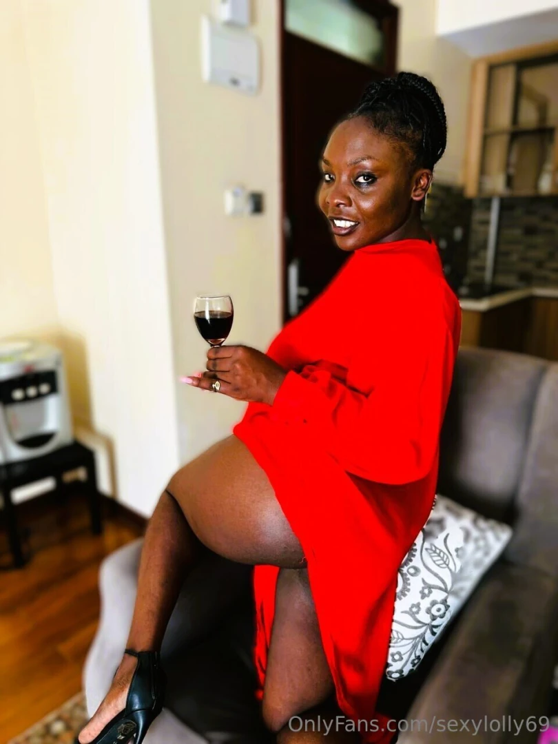Come and drink a wine with me 