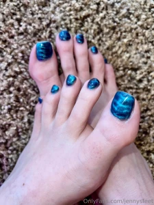 New pedi currently taking custom orders and doing video chats message