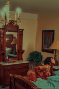 Up three flights of stairs in a decadent victorian home turned airbnb part 15